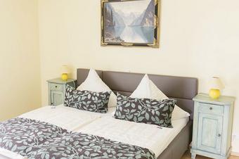 ausZEIT Ihr Sibyllenbad-Gästehaus - Room