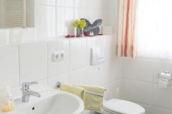 ausZEIT Ihr Sibyllenbad-Gästehaus - Bathroom