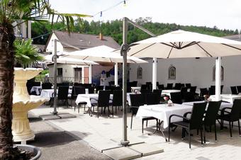 Gasthof Lamm Hotel und Restaurant - Bar con tavolini all' aperto