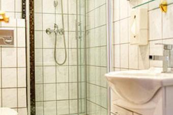 Central Hotel Viernheim - Bathroom