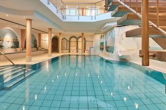 Hotel Reppert - 游泳池