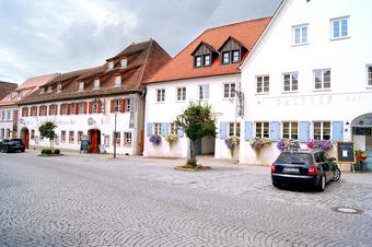 Hotel Zum Schwarzen Ross - Вид снаружи