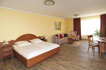 Hotel Knorre - 房间