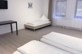 Hotel und Pension zum Paradies - Kambariai