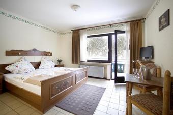 Hotel und Pension zum Paradies - Kambariai