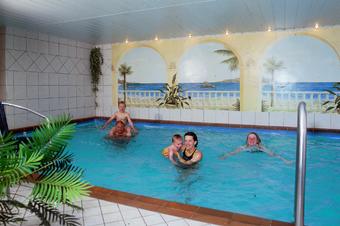 Aritee Apartments Sonnenschein - Plavecký bazén