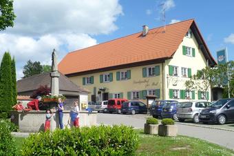 Landgasthof zur Post & Gästehaus Altes Schulhaus - Aussenansicht