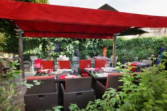 Landgasthof zur Brücke - Bar con tavolini all' aperto
