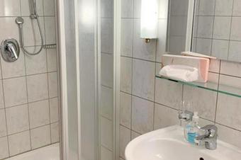 Hotel Eschenbach - Salle de bain