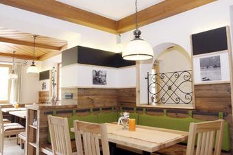 Gasthof Hotel Zur Post - 餐馆