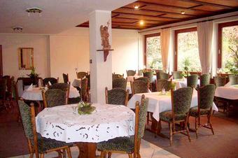 Landhotel Gasthof Pingel - Εστιατόριο
