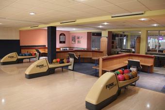 Hotel Zum Kloster · Restaurant · Tagungsstätte · Bowling - Αθλητισμός
