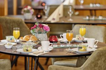 Lodner´s Genießerhotel & Hotel Drei Mohren - Salón para desayunos