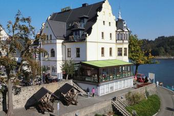 Hotel Kranich - Outside