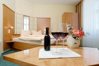 Hotel Kranich - Room