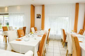 Hotel Garni Metzingen - Breakfast room