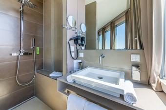 Hotel im aquaTurm - Bathroom
