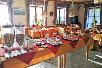 Pension Seerose - Fr&uuml;hst&uuml;cksraum
