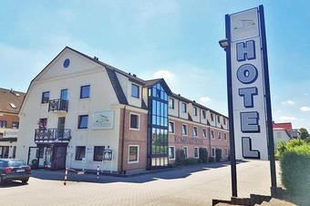 Komfort Hotel Großbeeren - Outside