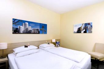 Hotel Am Hofgarten - Kamer