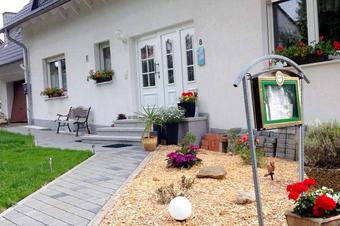 Haus Hildegard Ferienwohnungen u. Gästehaus - Vista exterior