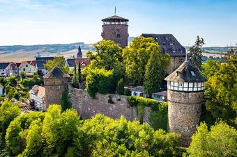 Hotel Burg Trendelburg - Ulkon&auml;kym&auml;
