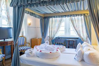 Hotel Burg Trendelburg - Huoneet