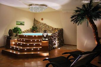 Hotel Restaurant Waldschl&ouml;&szlig;chen - Wellness