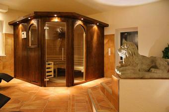 Hotel Restaurant Waldschl&ouml;&szlig;chen - Wellness