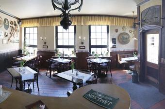 Hotel Gasthof Zur Bauernstube - Restaurang