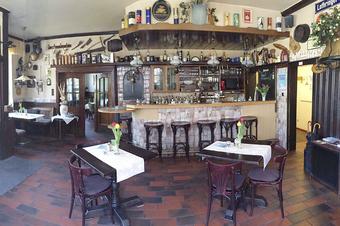 Hotel Gasthof Zur Bauernstube - Bar