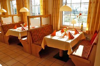 Hotel Landgasthof Arning - Salle de petit déjeuner