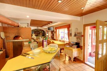 Ristorante Albergo Grotto Serta - Vest&iacute;bulo