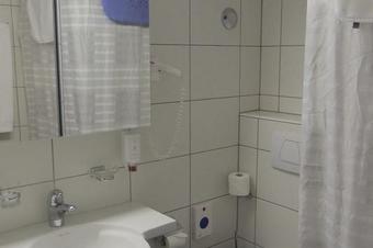 Hotel Sternen - Bathroom