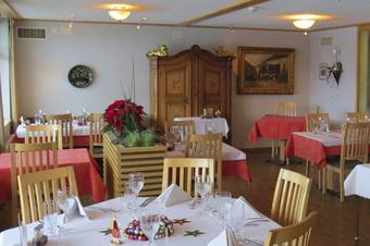 Hotel Sternen - &Alpha;ί&theta;&omicron;&upsilon;&sigma;&alpha; &pi;&rho;&omega;ϊ&nu;&omicron;ύ