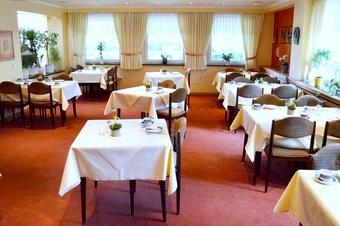 Hotel Restaurant Haus Rameil - 朝食ルーム