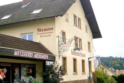Hotel Strauss - Aussenansicht