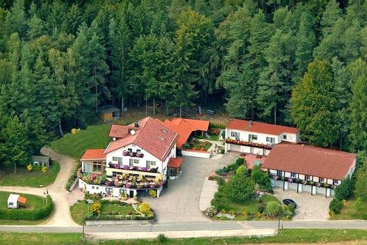 Landhotel Waldesruh - Vista externa
