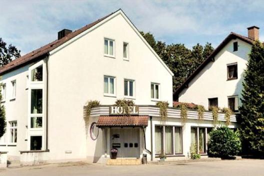 Hotel Restaurant Landsberger Hof - buitenkant