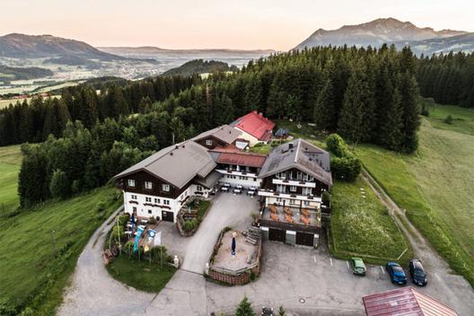 Allg&auml;uLandHotel Berghotel Sonnenklause - Outside