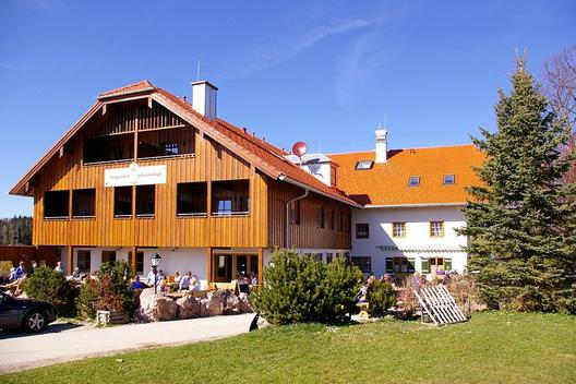 Berggasthof Johannishögl - buitenkant