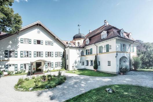 Hotel Schlossgut Oberambach - Вид снаружи