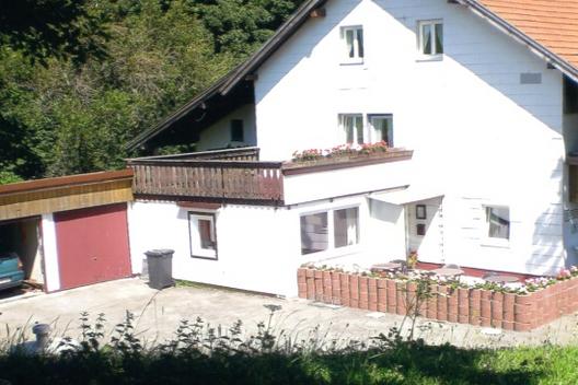 Gästehaus & Restaurant Schwarz - Vista exterior