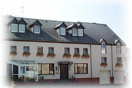 Hotel-Restaurant Eifeler Hof - Outside