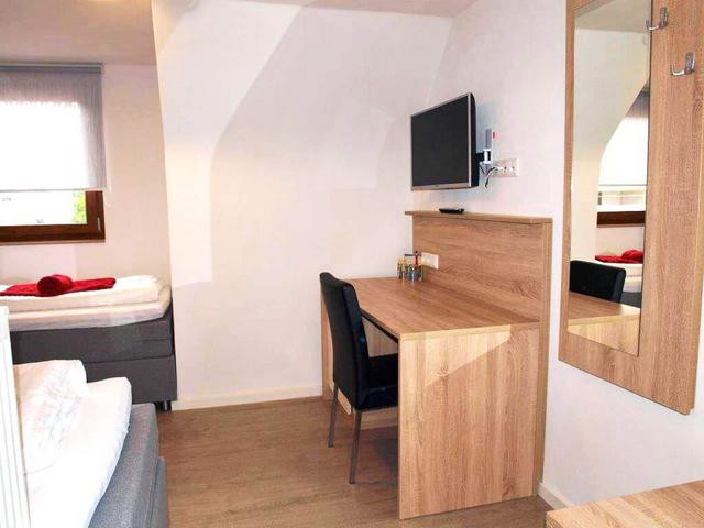 Gasthof zur Sonne - &Delta;&omega;&mu;ά&tau;&iota;&omicron;