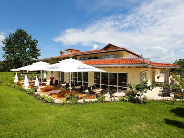 Hotel-Restaurant-Cafe Friedenseiche - Εξωτερική άποψη