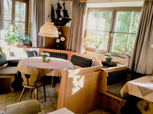 Pension Wei&szlig;er Hirsch - Restaurant