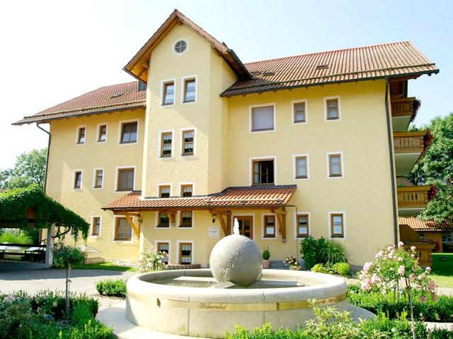 Appartementhaus Holmernhof I+II - Aussenansicht