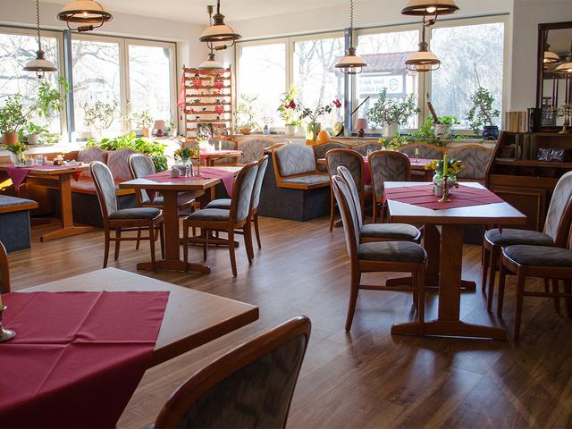 Hotel Zur Rennbahn - ресторан