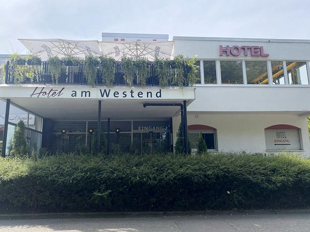 Hotel am Westend - Aussenansicht